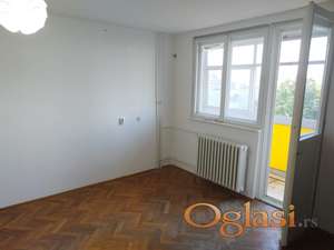 Uknjižen,useljiv-mogučnost kupovine na kredit -Bulevar- 51m2 - 123600